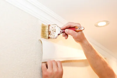 Pose de papier peint à Venesmes — revêtements muraux et toiles de verre